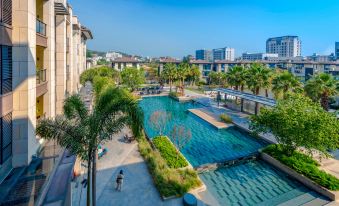 Lujiang Mega Hotel