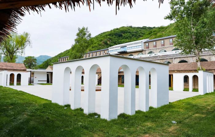 Ping Shun Banshan cave holiday estate