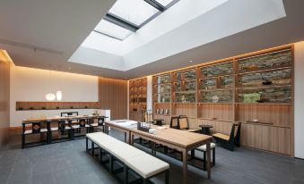 Ruo Yin•Natural Oxygen Bar Home Stay