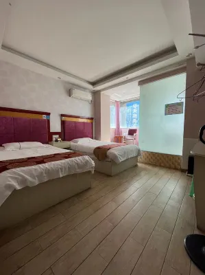 Nanjiang Huatian Business Hotel