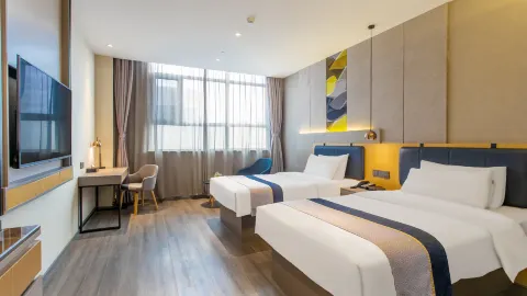 Homeinn Selected Hotel (Pingyi Xinyuan Shangcheng) in Pingyi