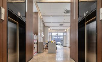 Emo Home Selected Service Apartment