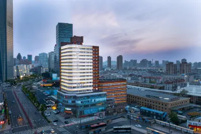 Atour Hotel (Dalian Railway Station)