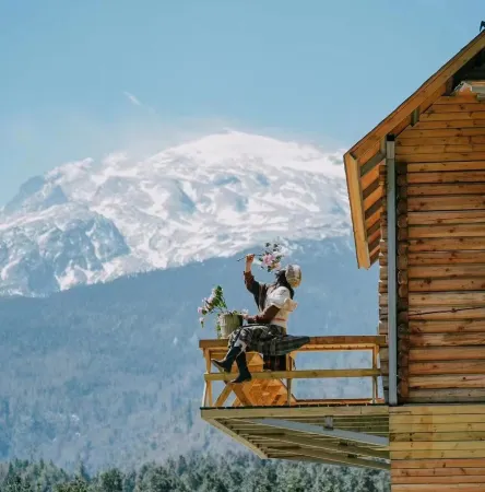 Beyond Clouds · Haba Snow Mountain Camp Отели рядом с достопримечательностью «Habacun»