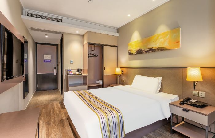 Homeinn Plus Hotel (Linyi Yinan Lishan Road)