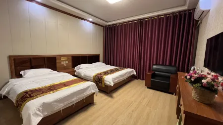 Zhangye Colorful Danxia Yujinyuan Hotel