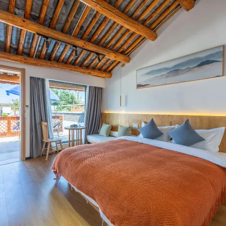 Shuyi Courtyard (Dali Ancient City South Gate Bed linen Factory Art Area Branch)