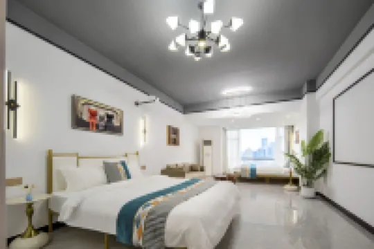 Yijia B&B (Wuyi Square IFS International Financial Center)