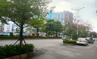 Changwei Apartment (Pingnan Donghu Shop)
