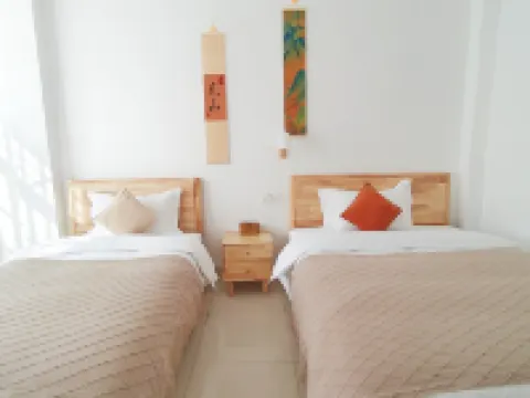 Yearning Inn (Danxia Mountain Scenic Spot)