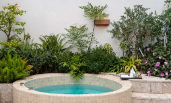 Baiyue Xiang: Private Onsen & Vintage Villa (South Gate, Lijiang)