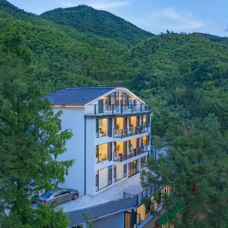 Yunshang Grassland·Anji Jiyi Starry Sky Pool Linxi Hot Spring Holiday Home