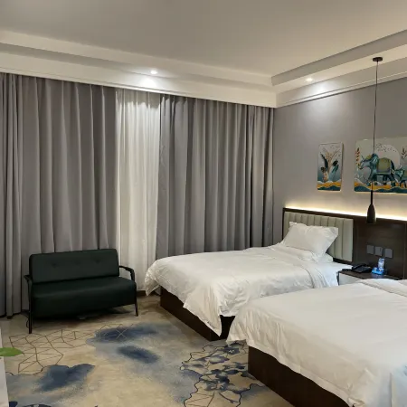 Haichuan Light Luxury Hotel