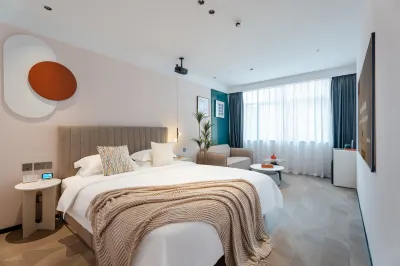 Lis Future Hotel (Shenzhen Longcheng Square Subway Station) Hotels near Wanjiafu Shopping Plaza
