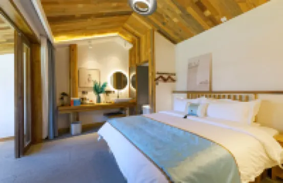 Phoenix Ancient City Mountain Ye River View Homestay - Quầy bar