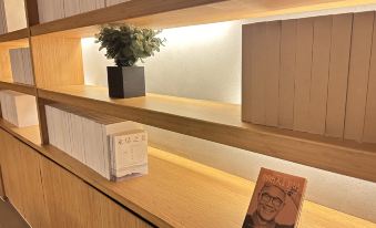 Ji Hotel - Housity