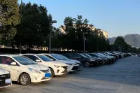 Ramada by Wyndham Huangshan North - parking