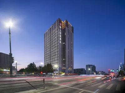 Moshang Qingju Hotel (Bohai East Road Subway Station) Hotels in Century fun park area