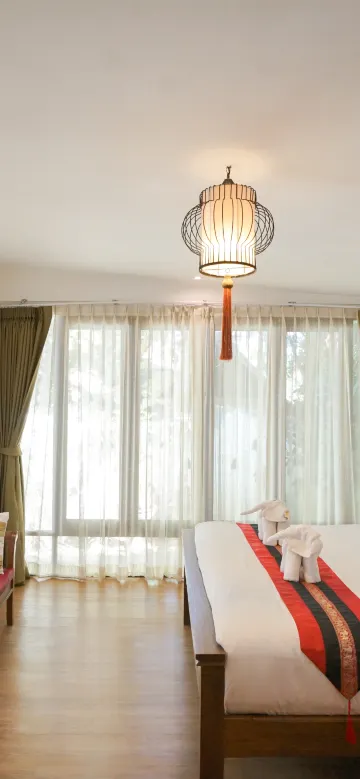 ห้องดีลักซ์ แฟมิลี่ คอร์ทยาร์ด สวีท สำหรับ 4 ท่าน