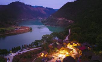 Laliang Dongzhai View Holiday Wild Luxury Township