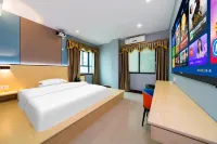 Sihui Huiying Business Hotel