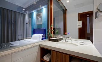 Jincheng Luoman Ziwei Hotel (Chengdu Taikoo Li Branch)