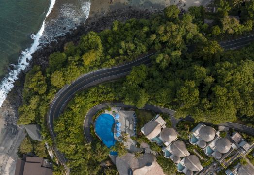 칼란다라 리조트 롬복