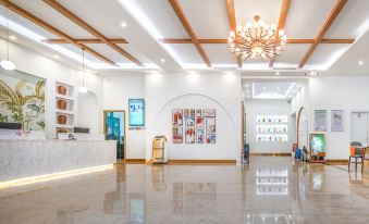O.live Social Hotel Near Fuhai West Metro Station, Shenzhen World Exhibition & Convention Centerr