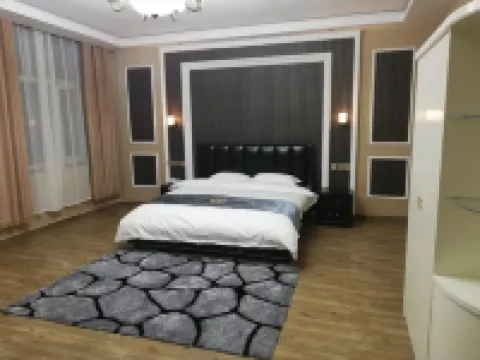 Lingshou Huihao Business Hotel