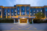 Superior Hotel (Anping Shenggu Anman)