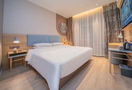 홈인 호텔 주변 맛집