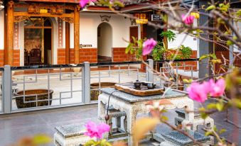 Zhangzhou Yinjia Hotel (Gucheng Branch)