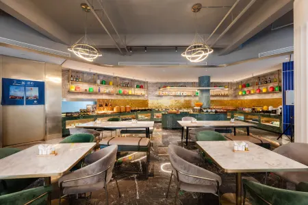 Manxin Hotel Zhangjiagang Pedestrian Street Отели рядом с достопримечательностью «luyuanguzhen»