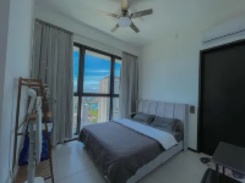 Urban Suites - Dolphin's Home