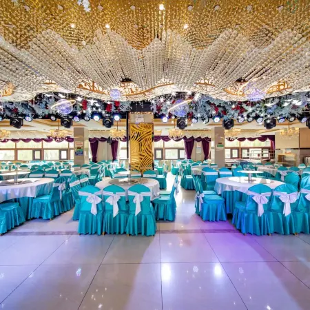 Yichuan Shengyuan Business Hotel