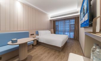 HanTing Hotel (Guangzhou Huangpu Luogang Subway Station)
