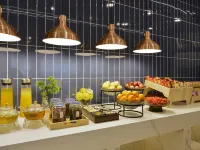 Mehood Theater  Hotel (Xi'an Bell and Drum Tower Daming Palace Longshouyuan Subway Station Branch) Hoteles cerca de Palacio Daming