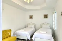 Peang Tara Cafe & Resort Hotels in 