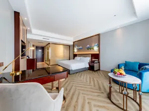 Merlinhod Zhonghua Hotel (Xilinhot Railway Station)