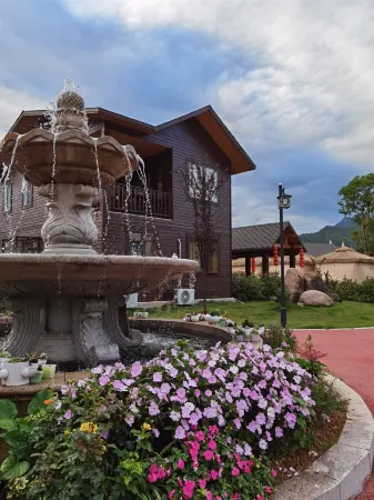 Daqian Fangguang Hot Spring Vacation Apartment Отели в г. Юнтай