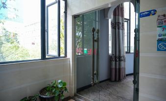 Lanya Hotel