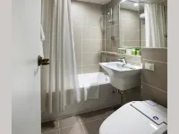 The Grand Hotel Myeongdong Hotels near Myeong-dong