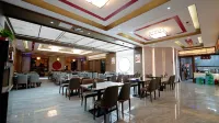 Hunyuan Zhiling Yijing Hotel (Beiyue Hengshan Scenic Area Zhenwu Temple) - parking