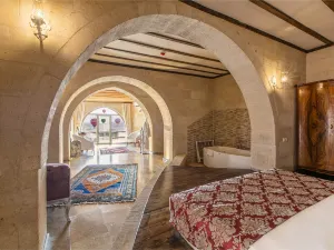 卡帕多奇亞卡里克洞穴套房酒店