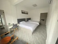 young派空間民宿 鄰近三明學院-建築工程系的酒店