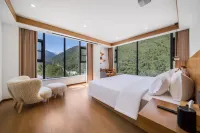 Junshan Homestay (Kangding Branch) Hotels near Baihaizi Lake