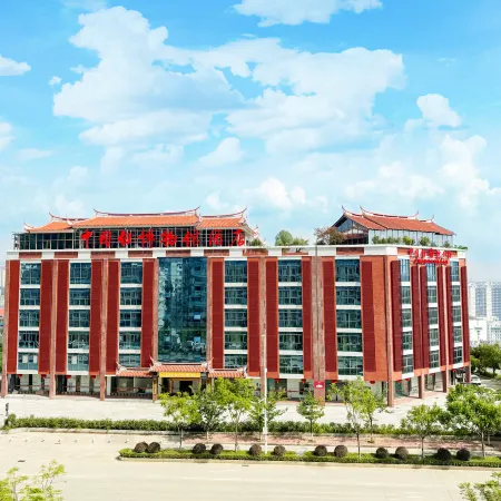 China White Museum Hotel