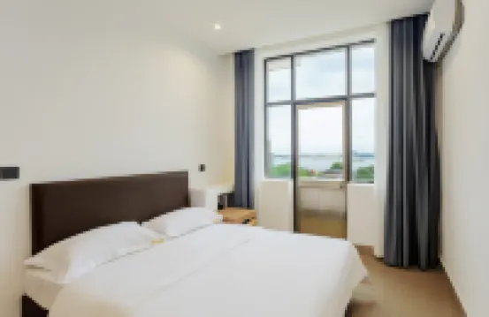 Rongcheng Jumei Hotel (Shi Island)
