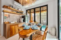 The Umane Luxury Villa - Melaka Hotels in Melaka Tengah