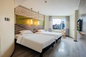 宿適萊特ホテル(鉄道駅地下鉄駅蘭州大学)